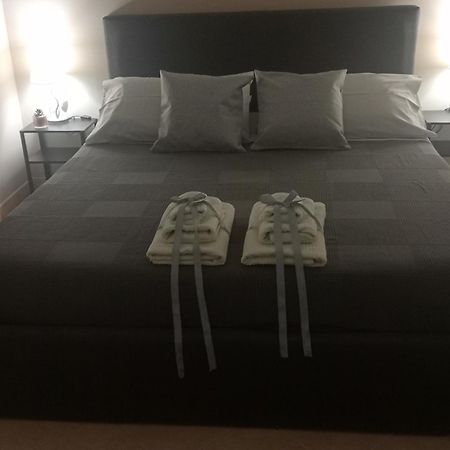 Clemamhouse Apartment Catania Bagian luar foto