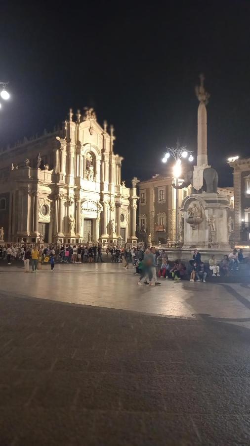 Clemamhouse Apartment Catania Bagian luar foto